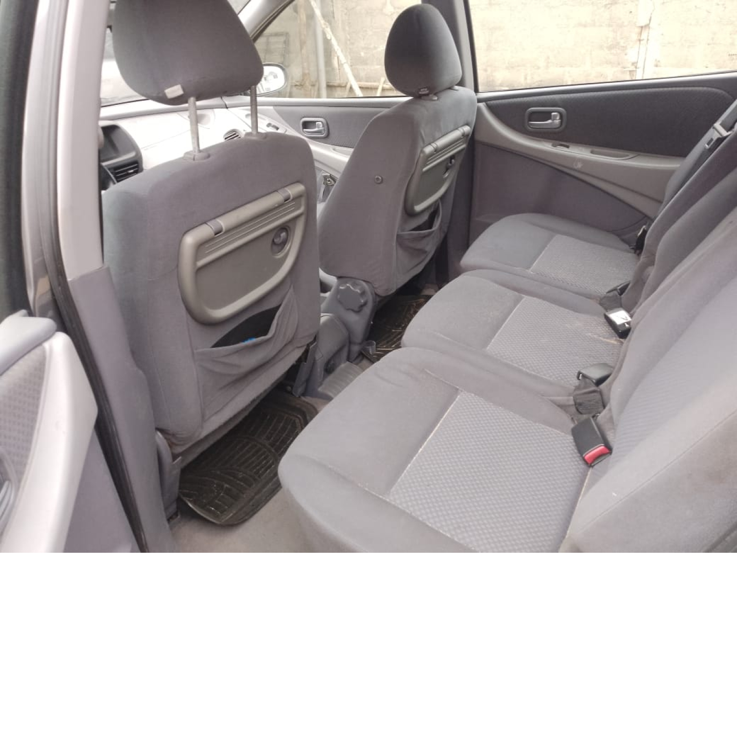 Nissan Almera tino 2005