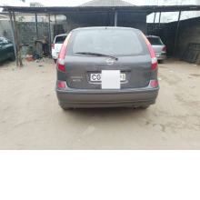 Nissan Almera tino 2005