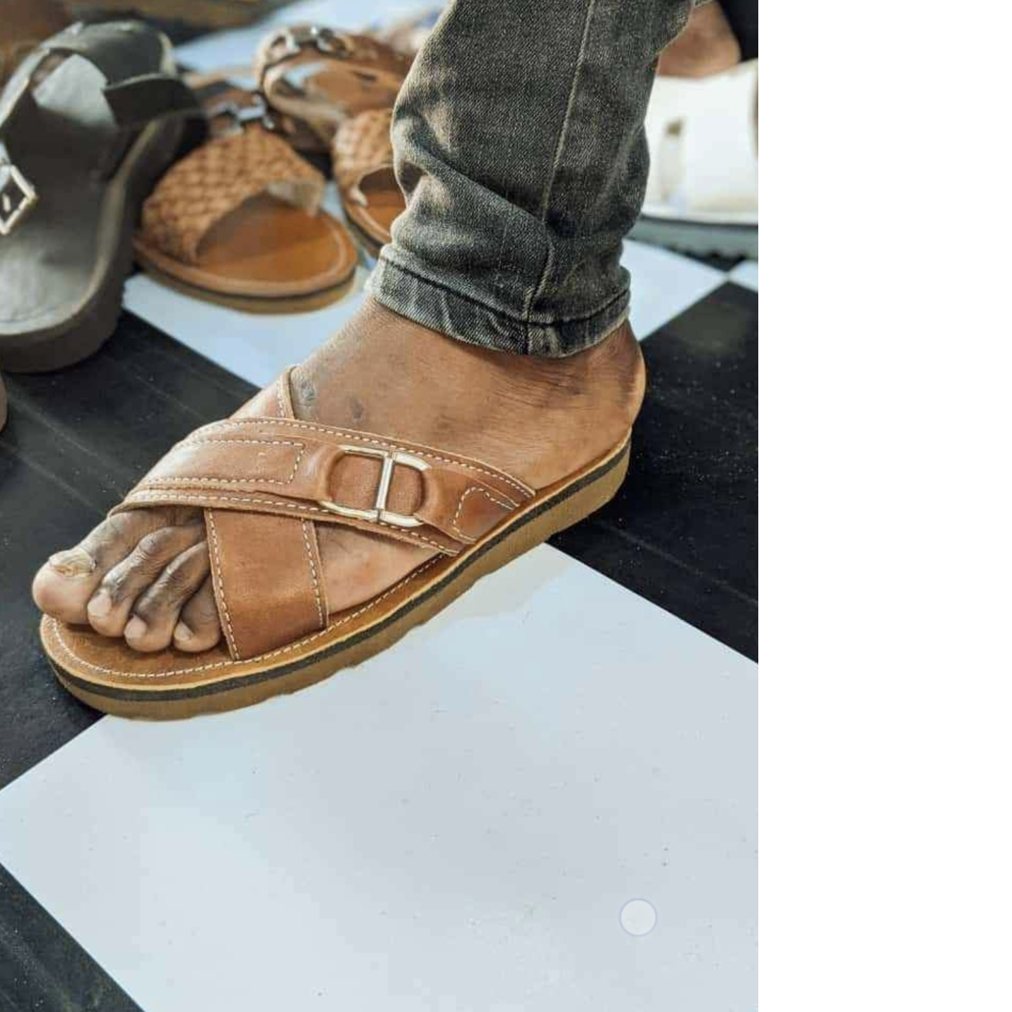 Tapettes en cuir 